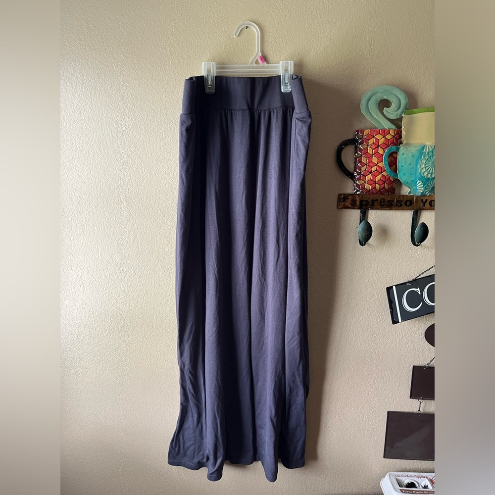 Long dark gray stretchy skirt xl